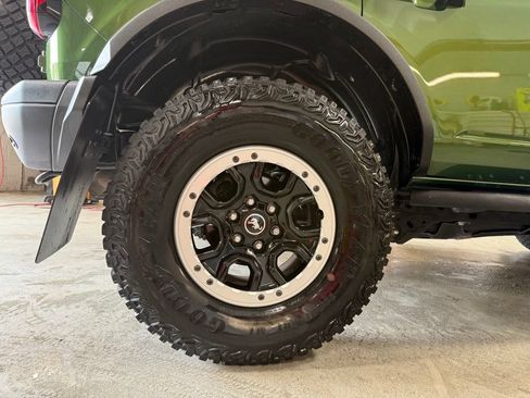 Used 2023 Ford Bronco Badlands AWD/4WD image 39
