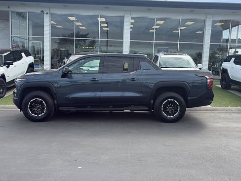 Used 2026 Chevrolet Silverado EV Trail Boss AWD/4WD image 24
