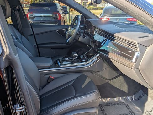 Used 2019 Audi Q8 Premium Plus image 40