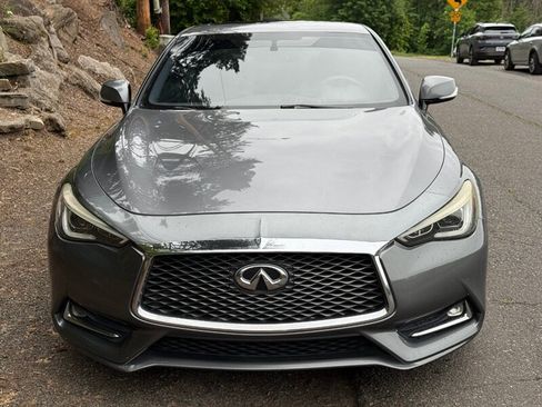 Used 2017 INFINITI Q60 3.0t w/ Premium Plus Package 3.0T RWD image 4