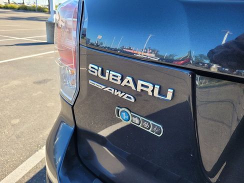 Used 2018 Subaru Forester 2.5i Limited AWD/4WD image 6