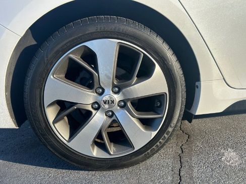 Used 2020 Kia Optima S image 22