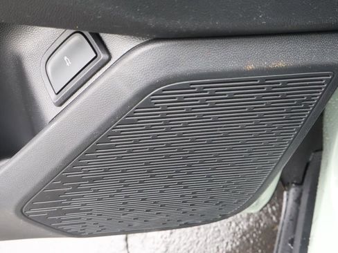 New 2026 Chevrolet Equinox LT w/ Convenience Package II image 18