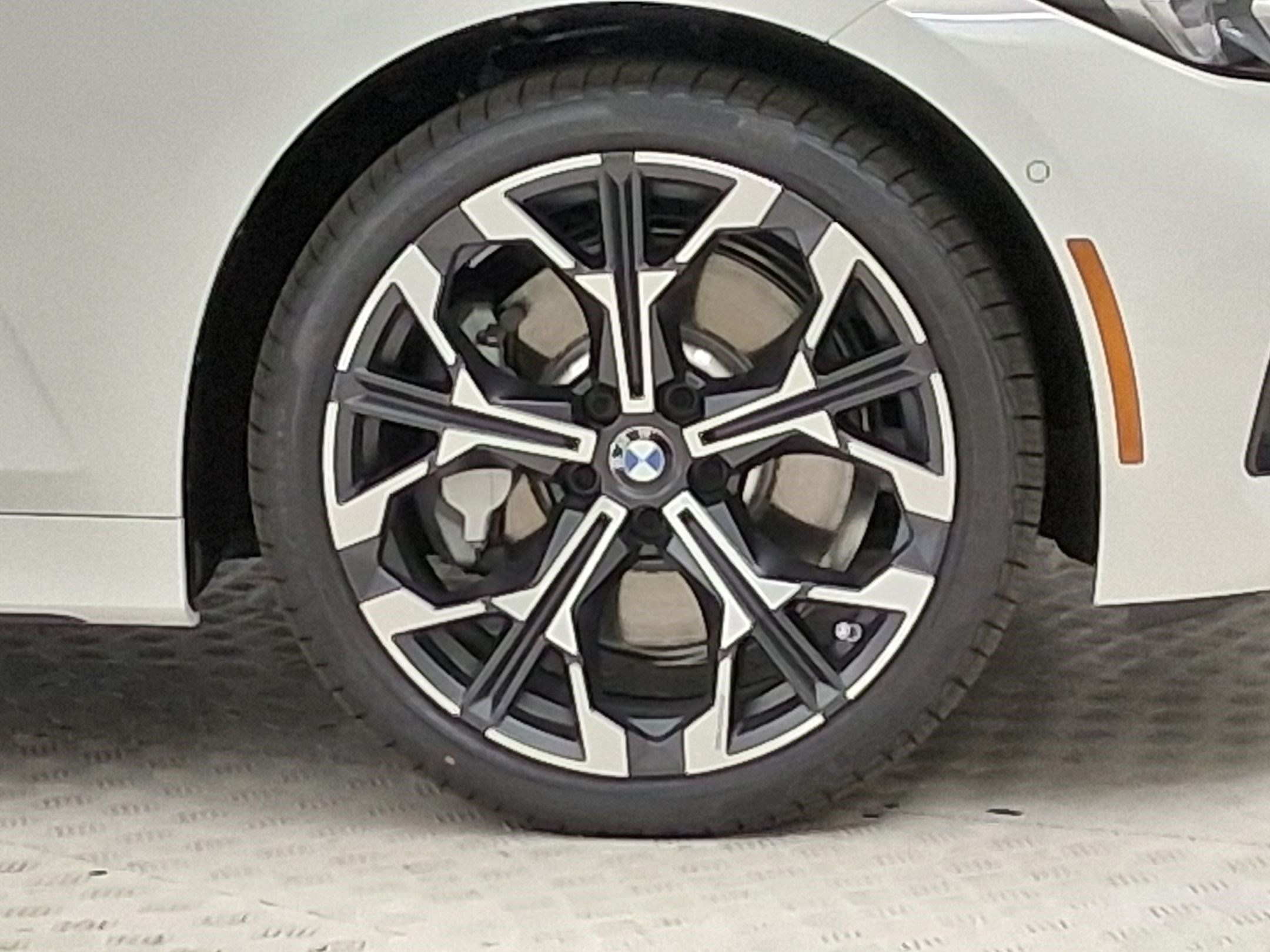 New 2026 BMW 330i Sedan w/ Convenience Package RWD image 10