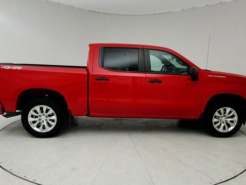 Certified 2024 Chevrolet Silverado 1500 Custom AWD/4WD image 9