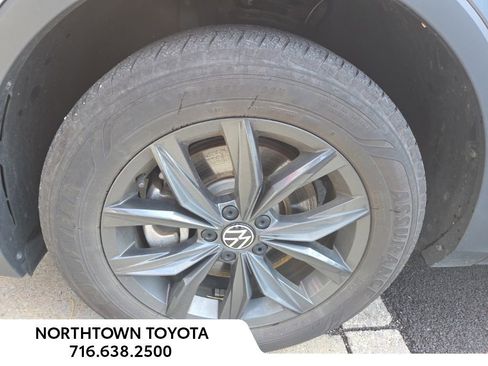 Used 2024 Volkswagen Tiguan Wolfsburg Edition image 14