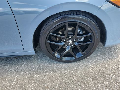 Used 2024 Honda Civic Sport image 12