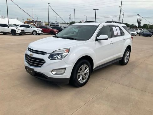 Used 2017 Chevrolet Equinox LT AWD/4WD image 38