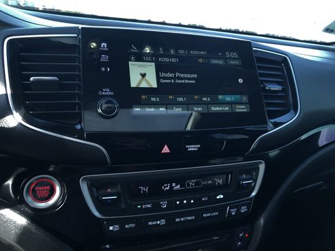 Used 2021 Honda Pilot Elite image 16