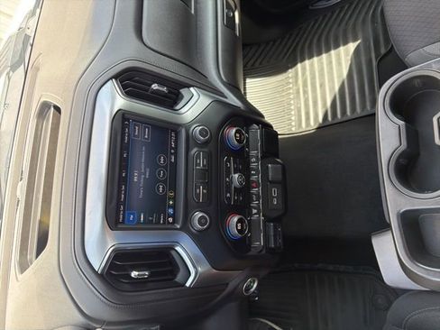 Used 2022 Chevrolet Silverado 2500 LT w/ Convenience Package image 28