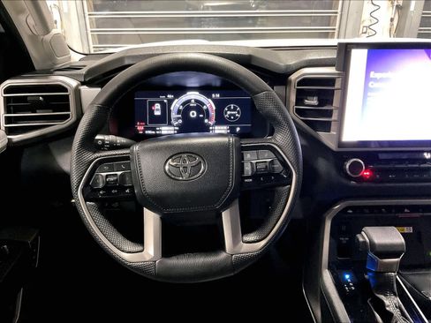 Used 2024 Toyota Tundra Limited image 17