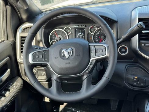 New 2026 RAM 2500 Big Horn AWD/4WD image 7