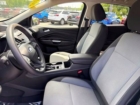 Used 2017 Ford Escape SE AWD/4WD image 17