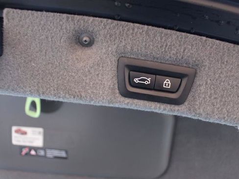 Used 2013 BMW 750Li xDrive AWD/4WD image 27
