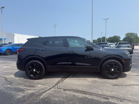 Used 2021 Chevrolet Blazer LT FWD image 4