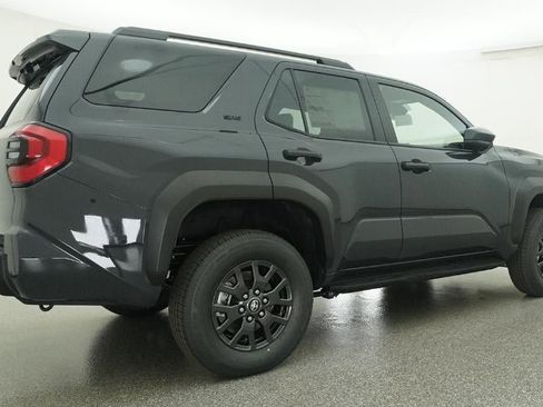 New 2026 Toyota 4Runner SR5 AWD/4WD image 58