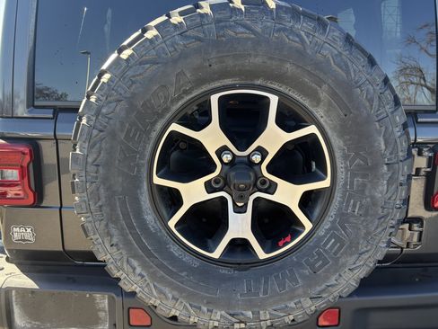 Used 2020 Jeep Wrangler Unlimited Rubicon image 16