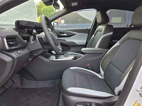 New 2025 Buick Envista Preferred w/ Convenience I Package image 11