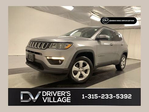 Used 2020 Jeep Compass Latitude w/ Cold Weather Group AWD/4WD image 1