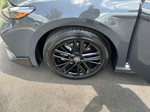Used 2026 Toyota Camry SE FWD image 27