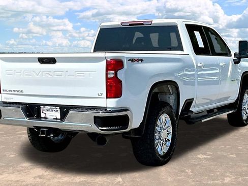 Used 2025 Chevrolet Silverado 2500 LT w/ Convenience Package AWD/4WD image 8