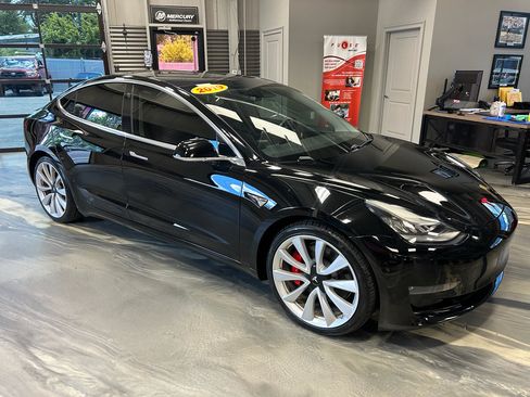 Used 2019 Tesla Model 3 Long Range AWD/4WD image 25