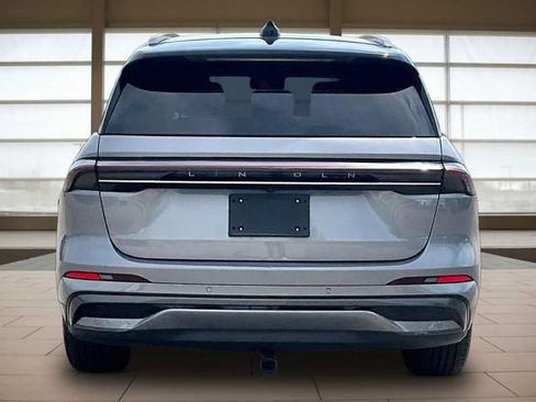 Used 2024 Lincoln Nautilus Reserve w/ Equipment Group 202A AWD/4WD image 4