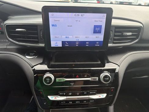 Used 2023 Ford Explorer ST-Line AWD/4WD image 14