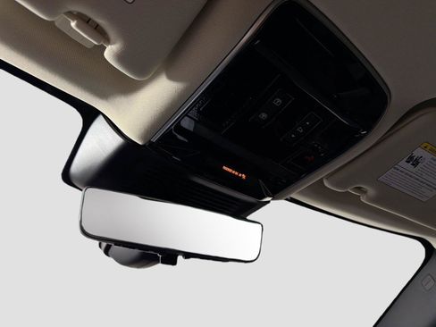 Certified 2025 Land Rover Range Rover SE AWD/4WD image 19