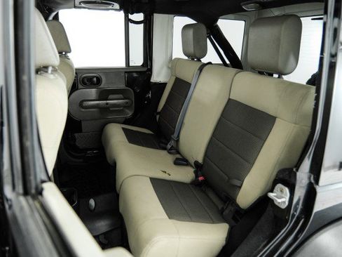 Used 2008 Jeep Wrangler Unlimited X image 31