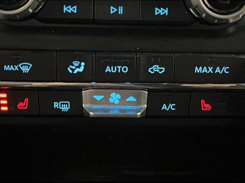 Used 2025 Ford F150 XLT w/ Equipment Group 302A MID AWD/4WD image 27