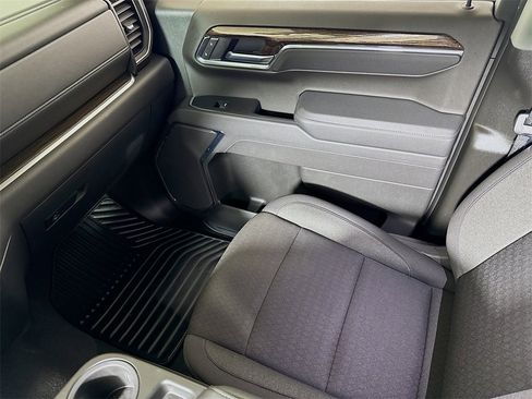 Used 2025 GMC Sierra 1500 Elevation image 21