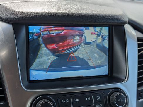 Used 2020 Chevrolet Suburban LT AWD/4WD image 27