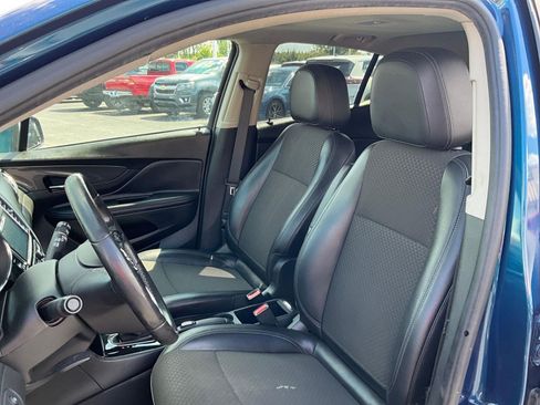 Used 2019 Buick Encore Sport Touring w/ Safety Package AWD/4WD image 19