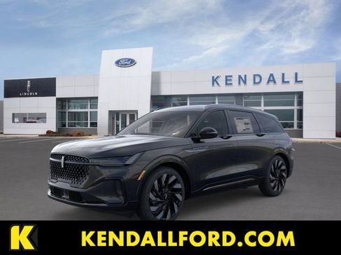 New 2026 Lincoln Nautilus Reserve w/ Jet Appearance Package image 1