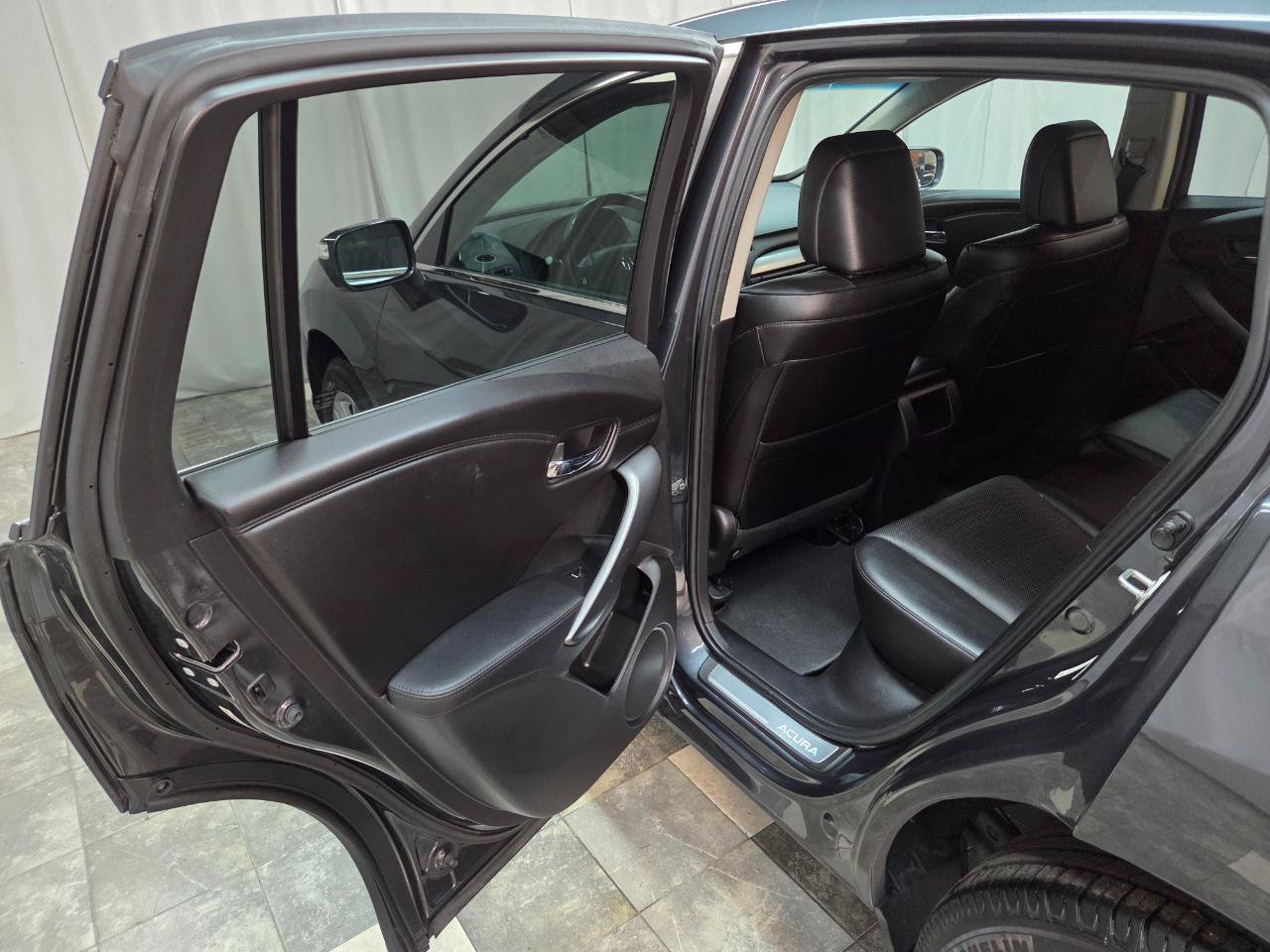 Used 2014 Acura RDX AWD image 13