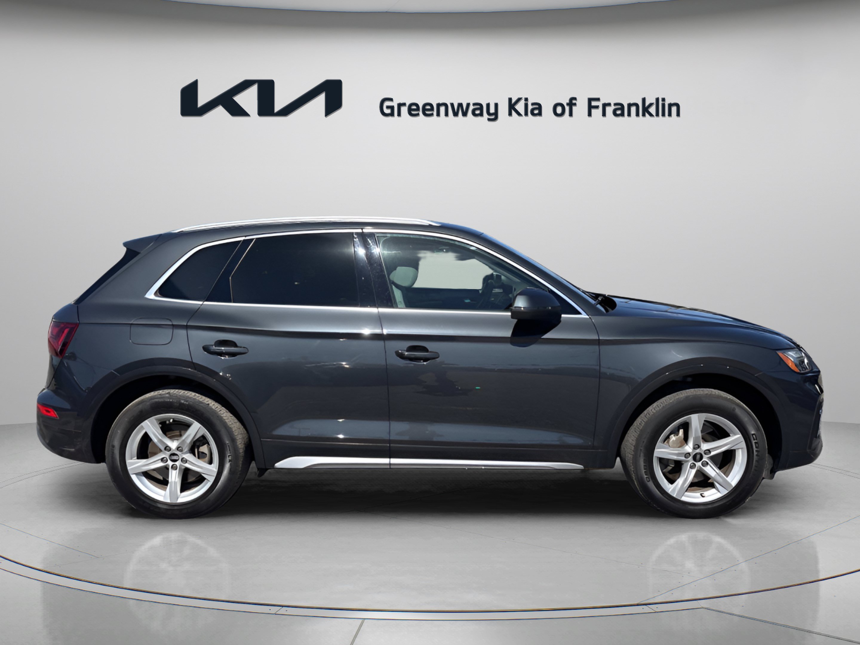 Used 2021 Audi Q5 2.0T Premium w/ Convenience Package AWD/4WD image 8