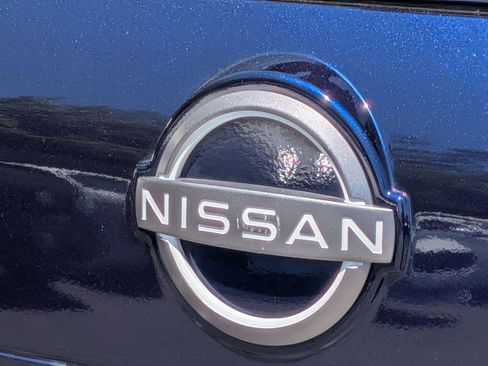 Used 2025 Nissan Rogue SV AWD/4WD image 27