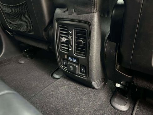 Used 2020 Dodge Durango GT image 11