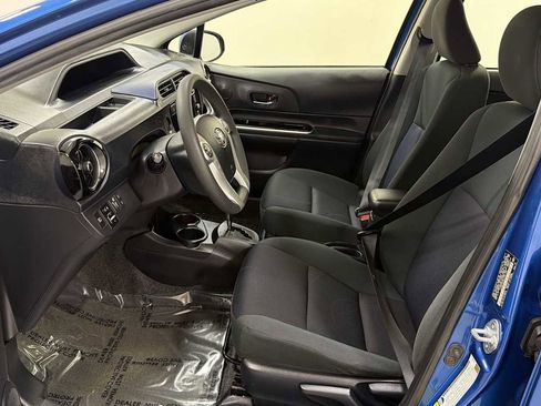 Certified 2017 Toyota Prius C Two image 13