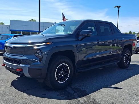 Certified 2026 Chevrolet Silverado EV Trail Boss w/ Premium Package AWD/4WD image 3