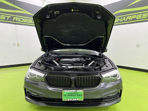 Used 2018 BMW 530i xDrive AWD/4WD image 4