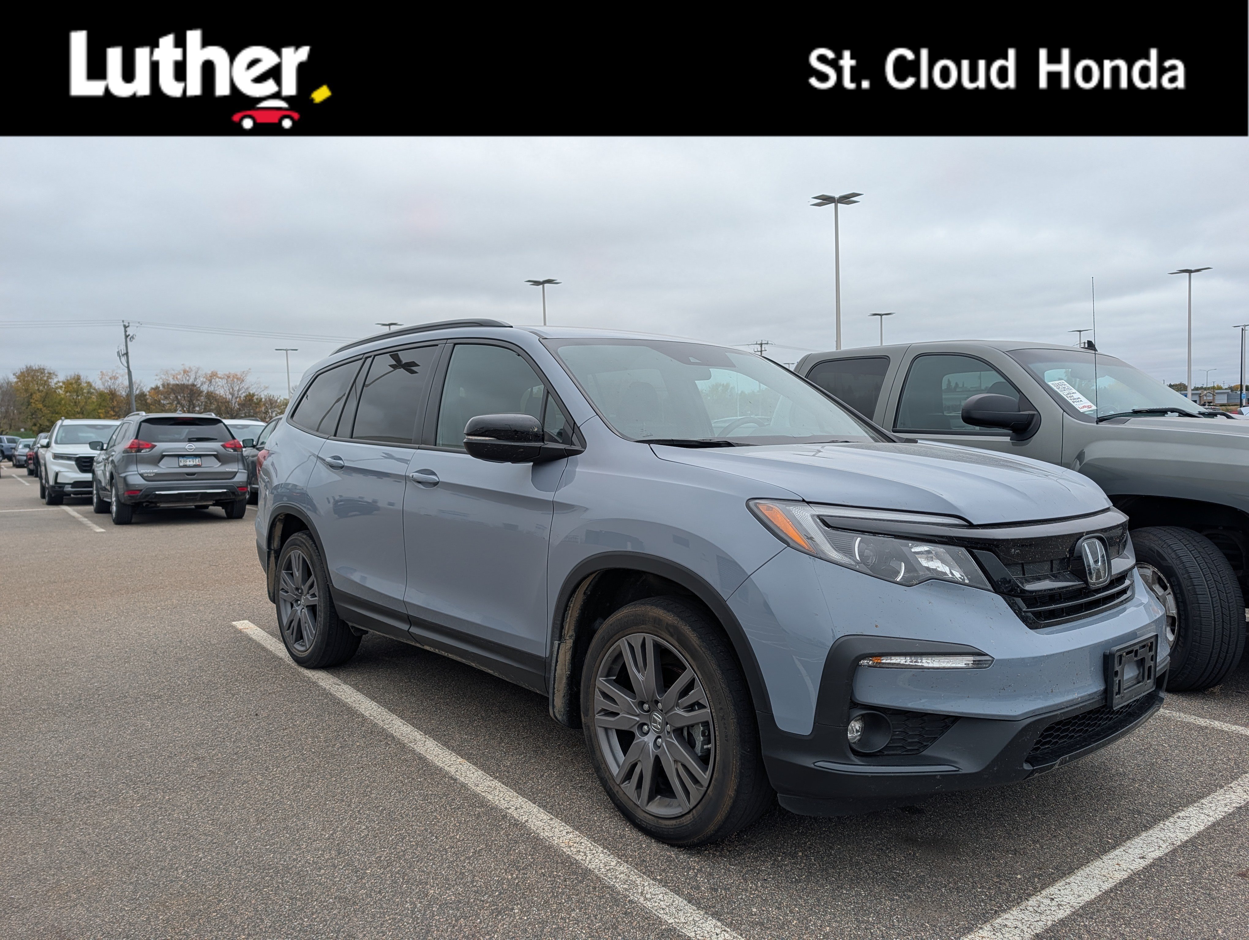 Used 2022 Honda Pilot Sport image 1