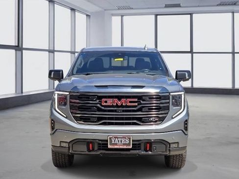 Used 2023 GMC Sierra 1500 AT4 w/ AT4 Premium Package AWD/4WD image 2