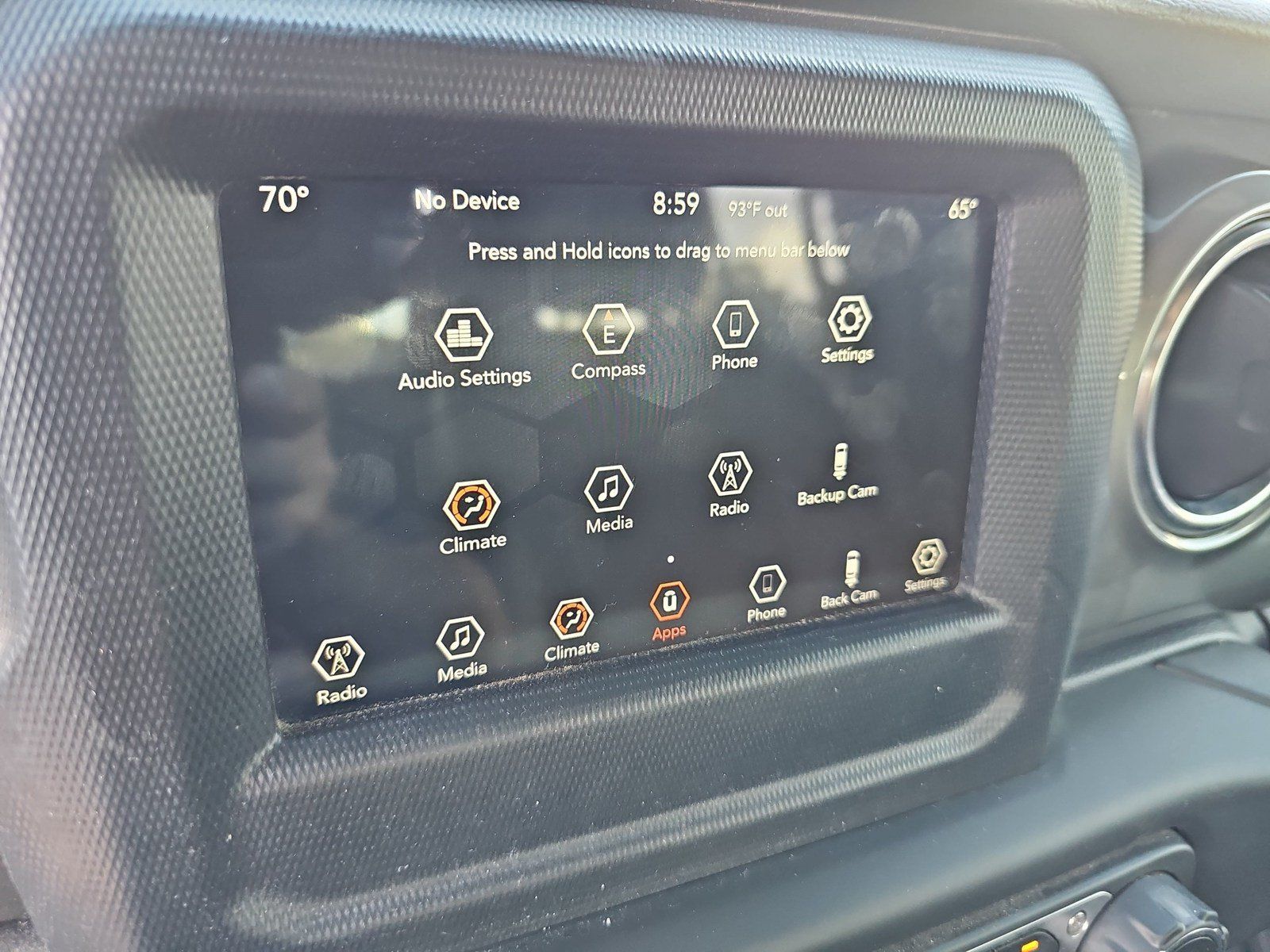 Used 2018 Jeep Wrangler Unlimited Sahara AWD/4WD image 23