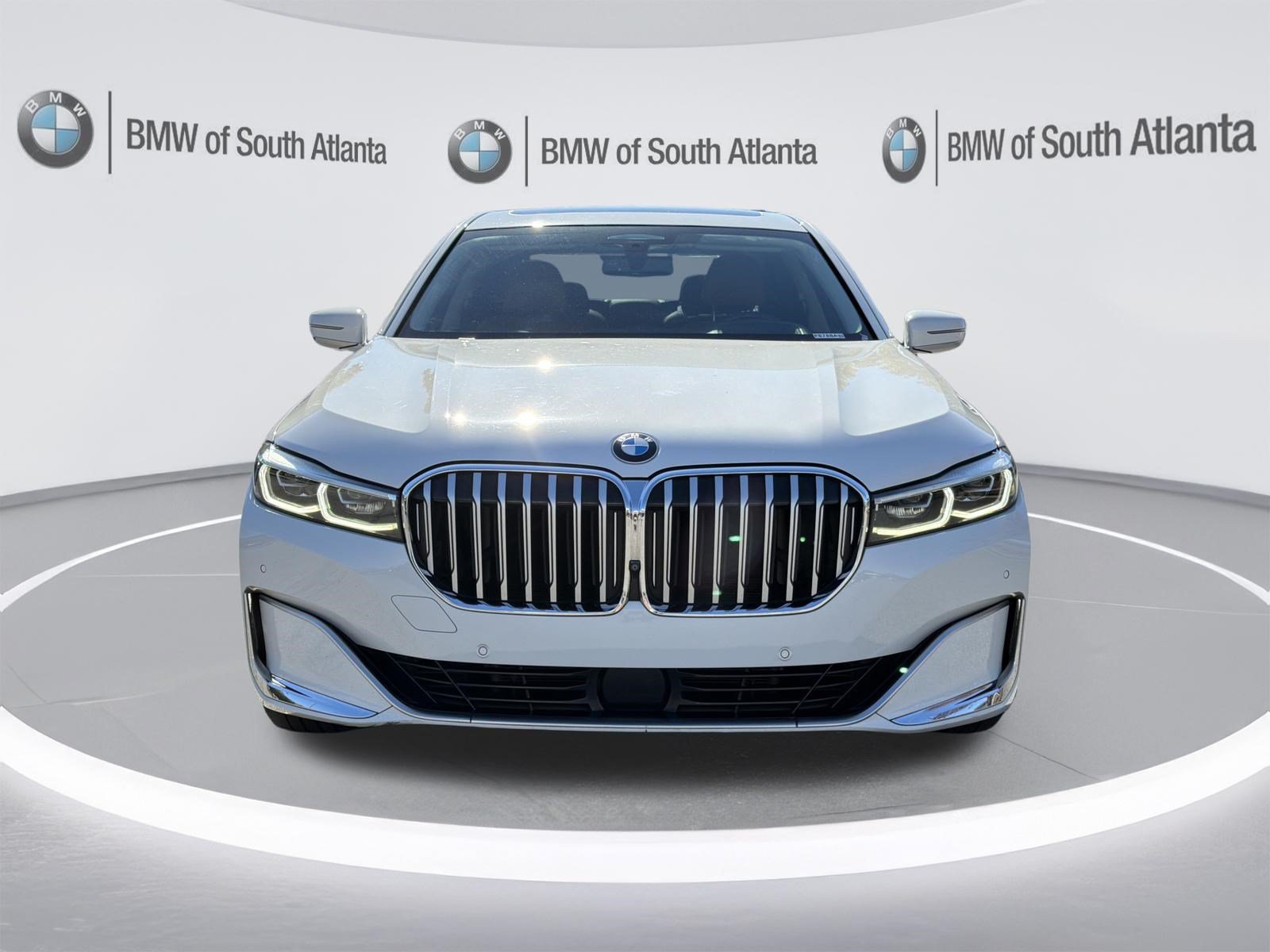 Used 2021 BMW 740i w/ Luxury Rear Seating Package RWD image 31