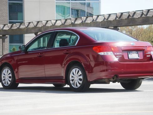 Used 2011 Subaru Legacy 2.5i image 4