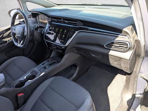 Used 2023 Chevrolet Bolt LT FWD image 18
