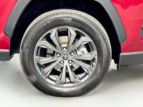 Certified 2023 Toyota RAV4 XLE Premium AWD/4WD image 32