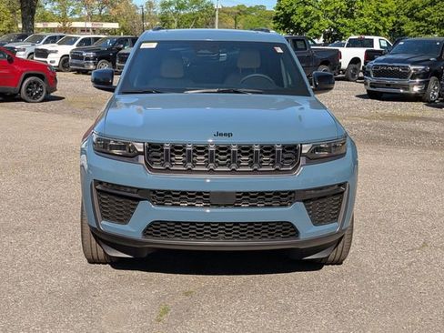 New 2026 Jeep Grand Cherokee Limited AWD/4WD image 8